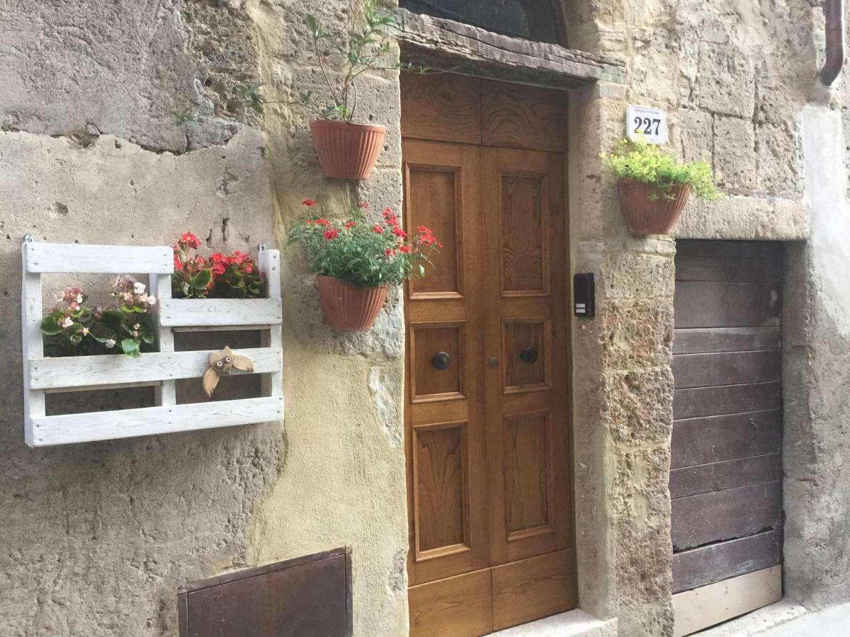 Hotel Da Titta Pitigliano Exterior foto
